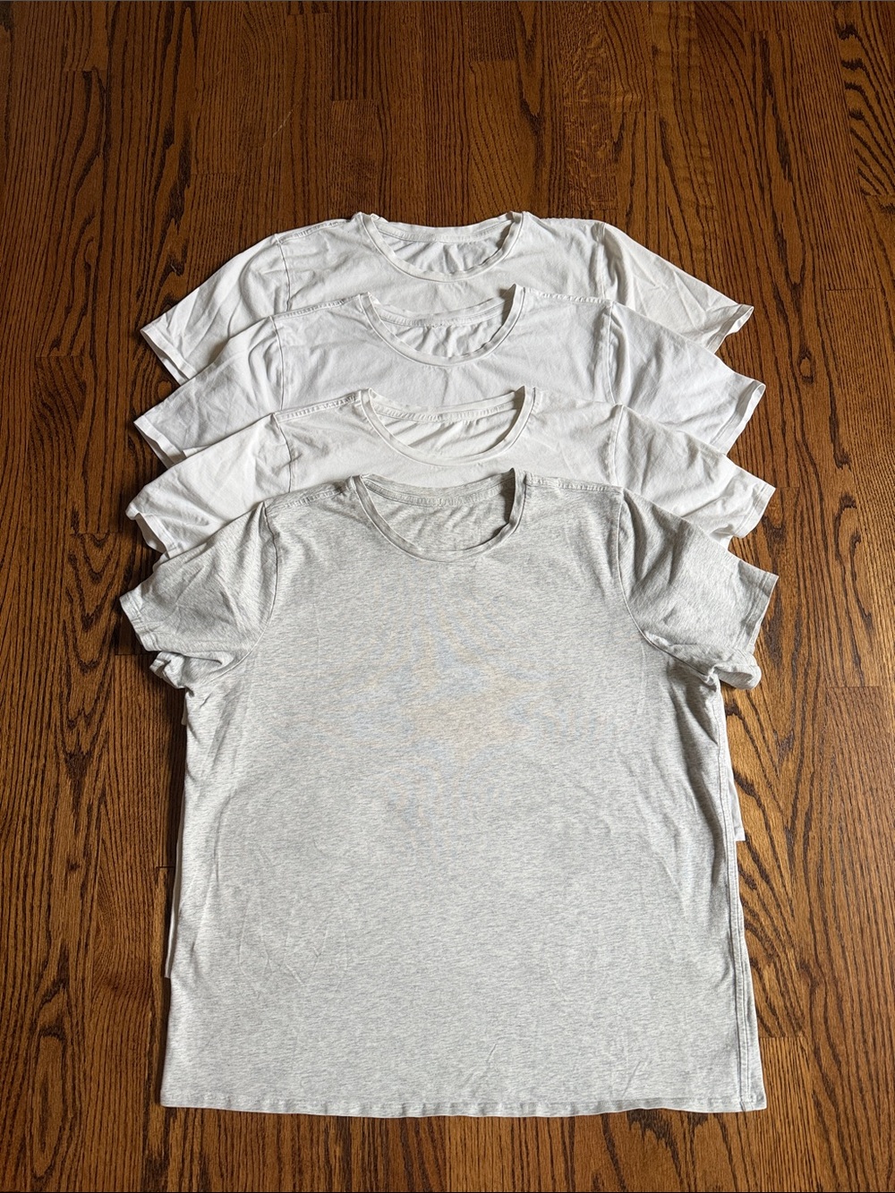 4 Lululemon Athletica White Gray Short Sleeve Tee Shirts 10 or 12